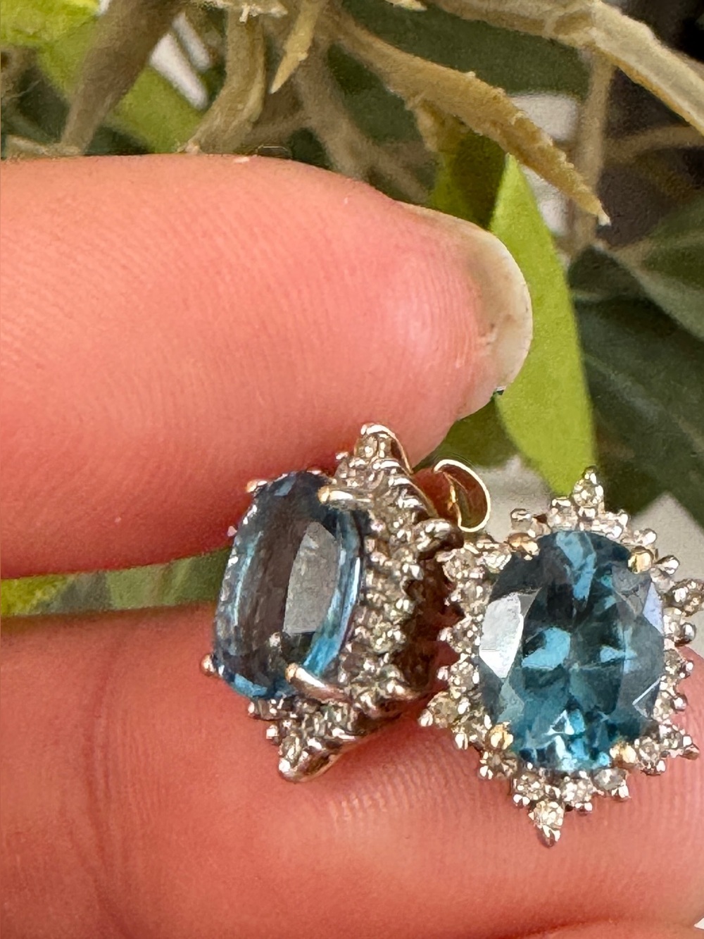 14 K aquamarine and diamonds  Earrings